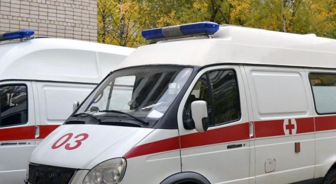 В Ноябрьске девушка разбилась, выпав из окна