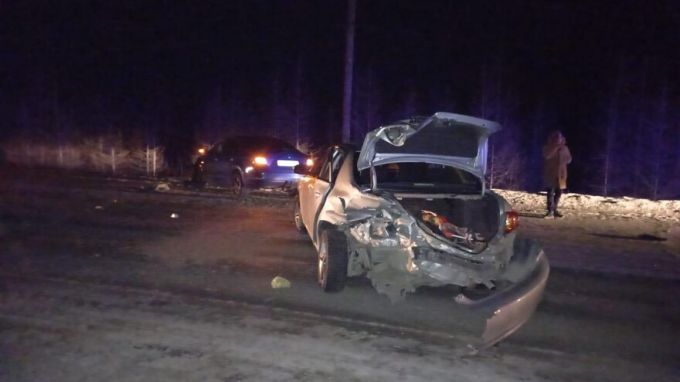 На ямальской трассе столкнулись две иномарки, есть пострадавшие