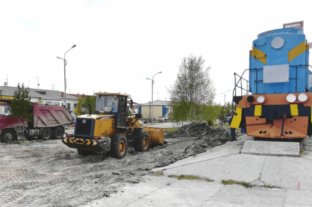 Замгубернатора ЯНАО проинспектировал ход благоустройства в муниципалитетах
