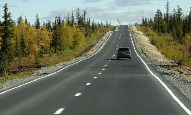 К концу 2017 года введут еще 39 км дороги Надым – Салехард