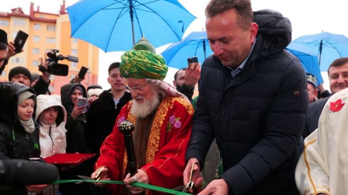 В Новом Уренгое при Соборной мечети открыли духовно-просветительский центр