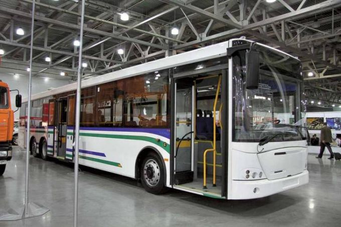 На улицы Ноябрьска вышли новые автобусы, работающие на газомоторном топливе.