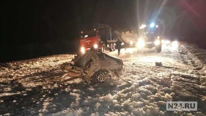 В аварии на трассе под Ноябрьском погиб человек 