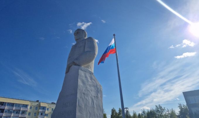В Муравленко к 110-летию легендарного нефтяника выйдет книга