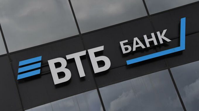 Сбербанк и ВТБ повысили ставки по потребкредитам