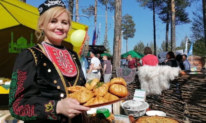В парке «Юбилейный» губкинцы весело отпраздновали Сабантуй