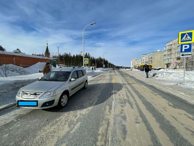 В Ноябрьске в центре города водитель сбил ребёнка на пешеходном переходе