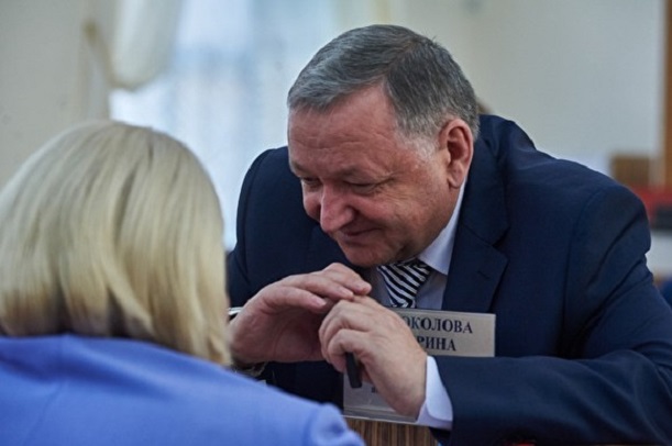 В избиркоме Салехарда выдали удостоверения депутатов кандидатам, выигравшим выборы