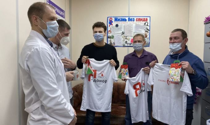 В больнице Тарко-Сале прошла акция «Приди сам и приведи друга»