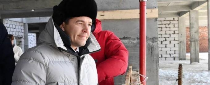 Дмитрий Артюхов два дня работал в Новом Уренгое 