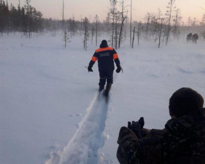 В ЯНАО спасатели нашли людей, потерявшихся в тундре