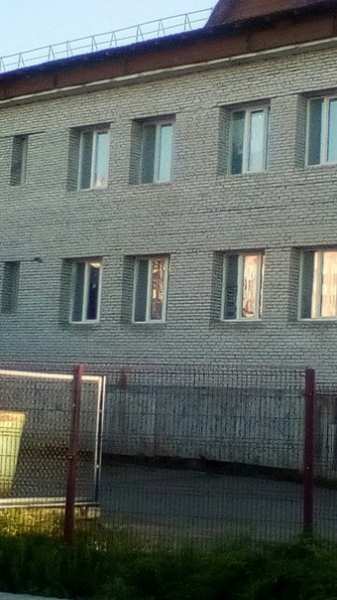 В Салехарде из окна детского сада велась стрельба