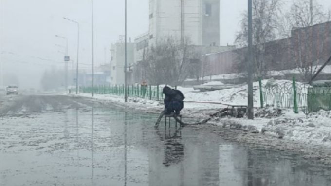 Снежно-водный коллапс: почему Надым превратился в сплошную «трассу смерти»