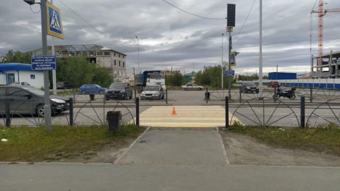 На Ямале подросток на мопеде сбил человека