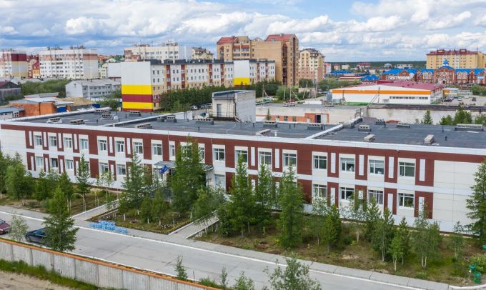 Новоуренгойский госпиталь получил от газовиков кислородные концентраторы