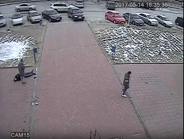 Камеры засняли потасовку пьяных ямальских подростков.