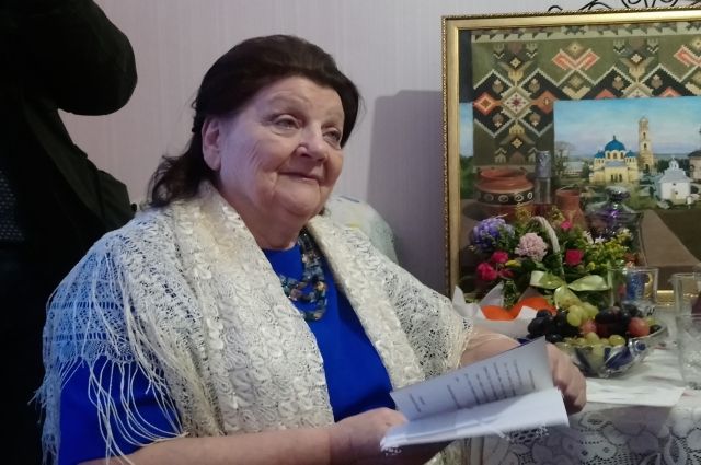 Еще одна долгожительница Ямала получила телеграмму от президента