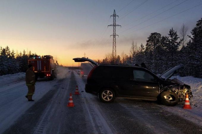 В столкновениях авто на Ямале пострадали три человека