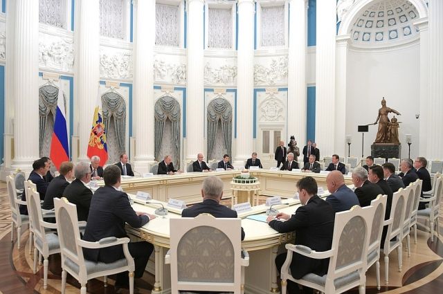 Дмитрий Артюхов принял участие во встрече избранных глав регионов