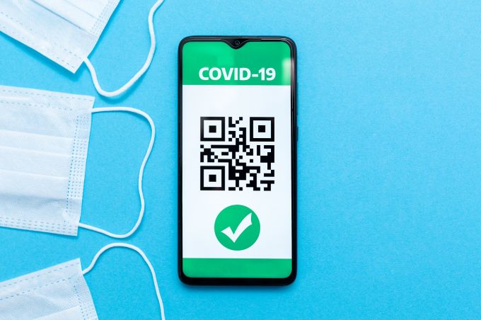 Подлинность QR-кодов подтвердит только «Госуслуги Стопкоронавирус»
