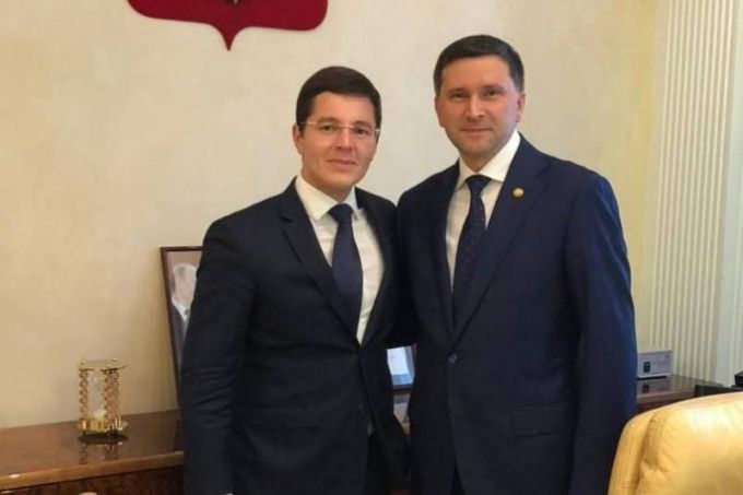 Дмитрия Кобылкина с юбилеем поздравил действующий глава ЯНАО