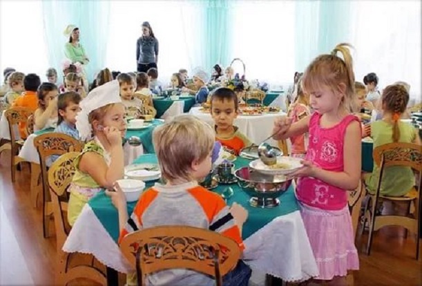 Детсады «Мальвина» и «Белый медвежонок» кормят воспитанников вкуснее всех на Ямале