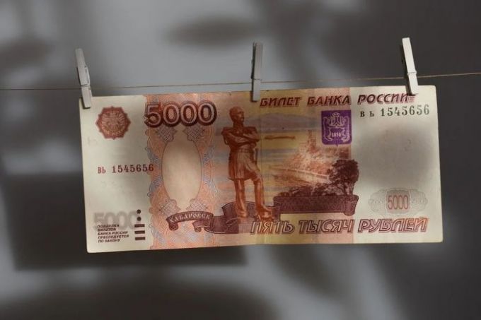 Эксперты ВШЭ назвали средний размер откатов при госзакупках