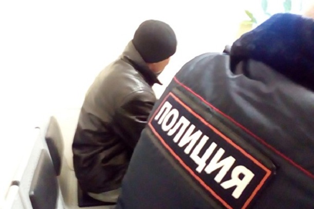 Житель Губкинского получил реальный срок за издевательства над подростком и вымогательство