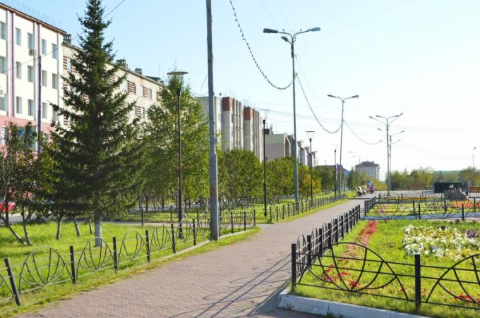 В пятницу на Ямале потеплеет до +28 градусов, будет солнечно и ветрено