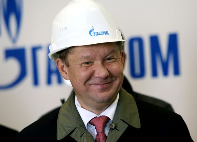 Миллер переводит сотрудников на удаленку и возвращает коронавирусные ограничения