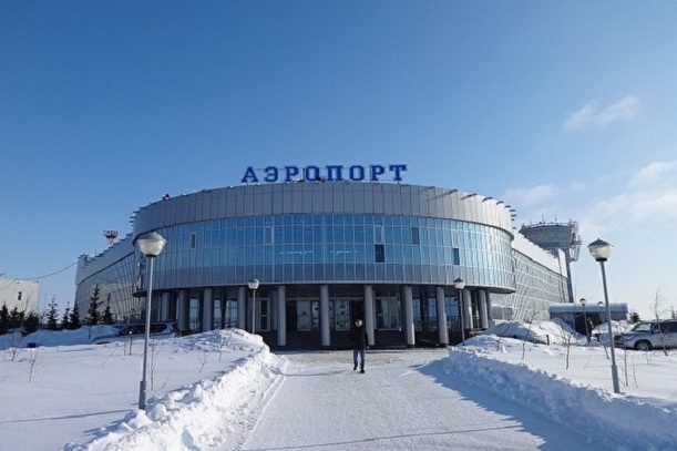 На Ямале из-за непогоды закрыли аэропорт и зимники