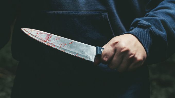 Кровавые посиделки: житель Ямала воткнул нож в своего гостя