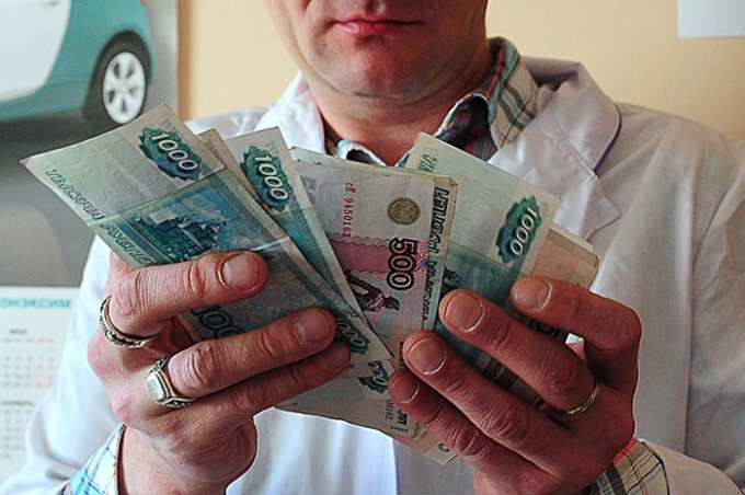 На Ямале медсестрам в 2017 году повысят зарплату