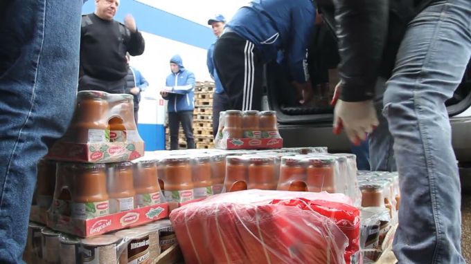 На Ямале открыли пункты сбора гуманитарной помощи жителям ДНР и ЛНР