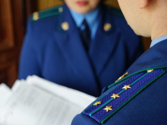 Прокуратура заставила компанию из Нового Уренгоя выплатить 37 млн долгов по зарплате