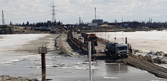 Ямальцы не смогут перебраться через Пур без справки от работодателя