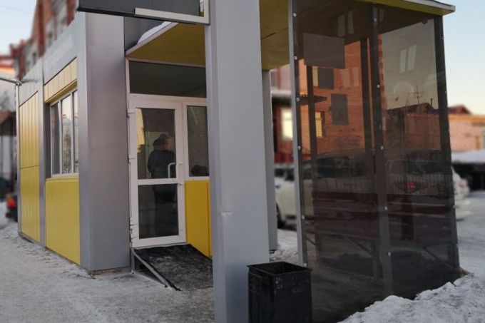 Жители Ямала о поломках тёплых остановочных комплексов сообщают сразу