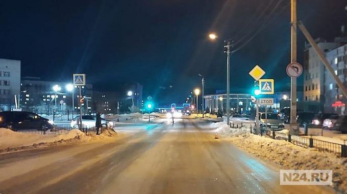 В Новом Уренгое водитель иномарки сбил пешехода на «зебре» 