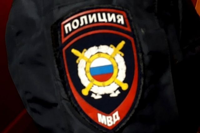 Житель Ямала напал на прохожего с ножом, требуя денег