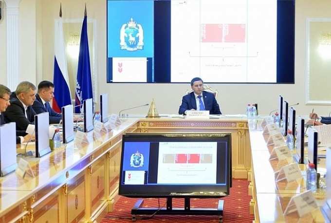 Губернатор Ямала потребовал ускорить рассмотрение коррупционных уголовных дел