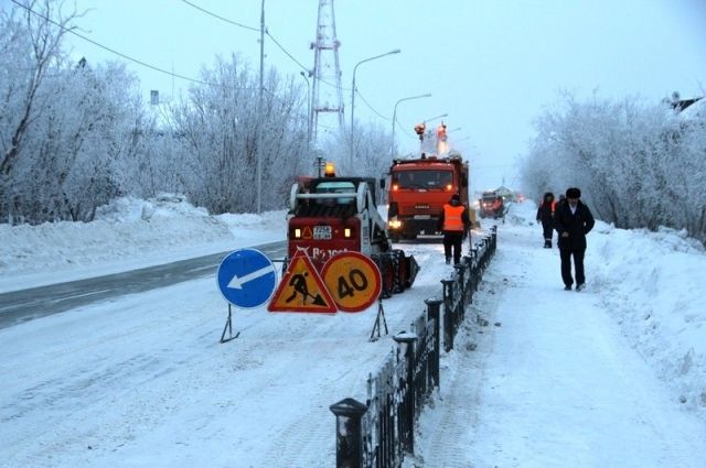В Салехарде выясняли, кто ответственный за снег