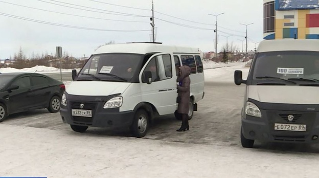 Прокатимся на автобусе. Между Салехардом и Аксаркой возобновили перевозки