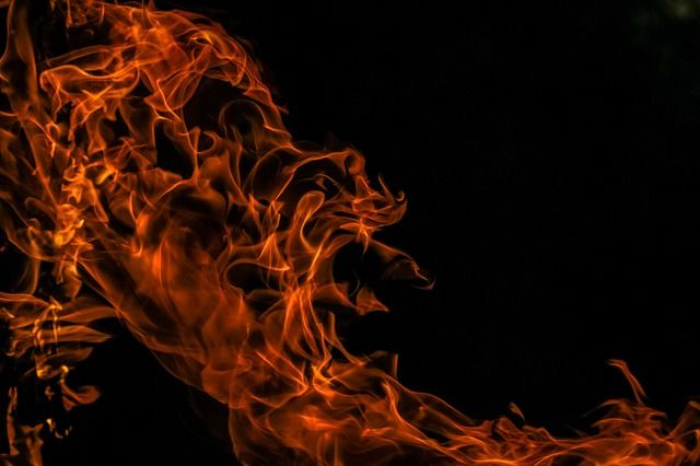 На Ямале в жилом вагончике взорвался баллон
