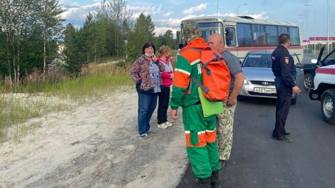 Заблудились в лесу: на Ямале спасатели искали очередных грибников