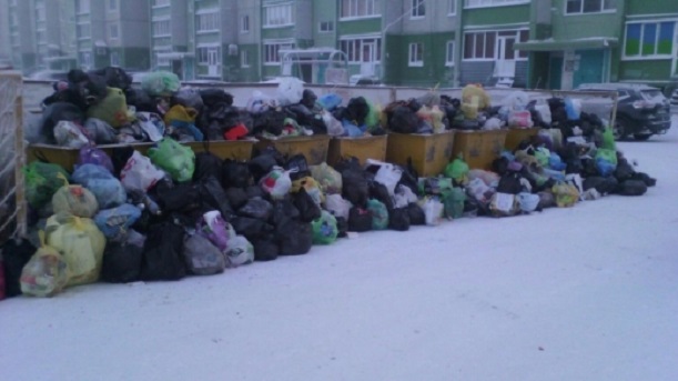 Горожане жалуются на работу коммунальных служб