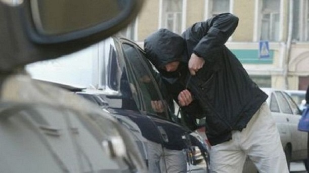 Бдительный автомобилист из Надыма помог задержать угонщика