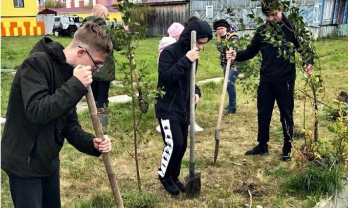 В Пуровском районе более 700 подростков работали в летние каникулы
