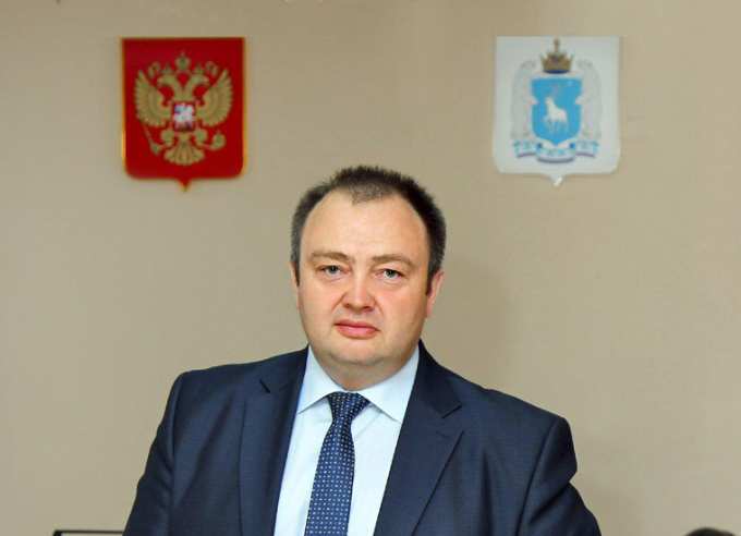 Новый глава аппарата Заксобрания Ямала пытался скрыть свое назначение