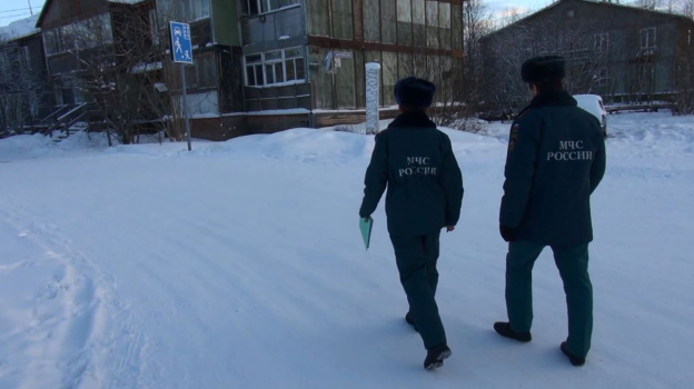 Операция «Новый год»: ямальские спасатели проводят рейды в жилом секторе