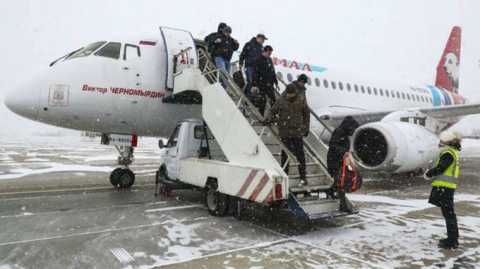 На Ямале в честь Виктора Черномырдина назвали самолет